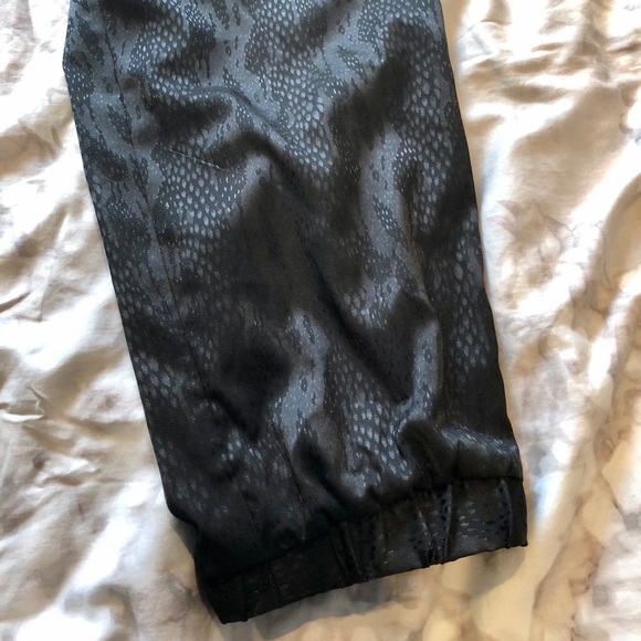 Black dress pants - Picture 5 of 6